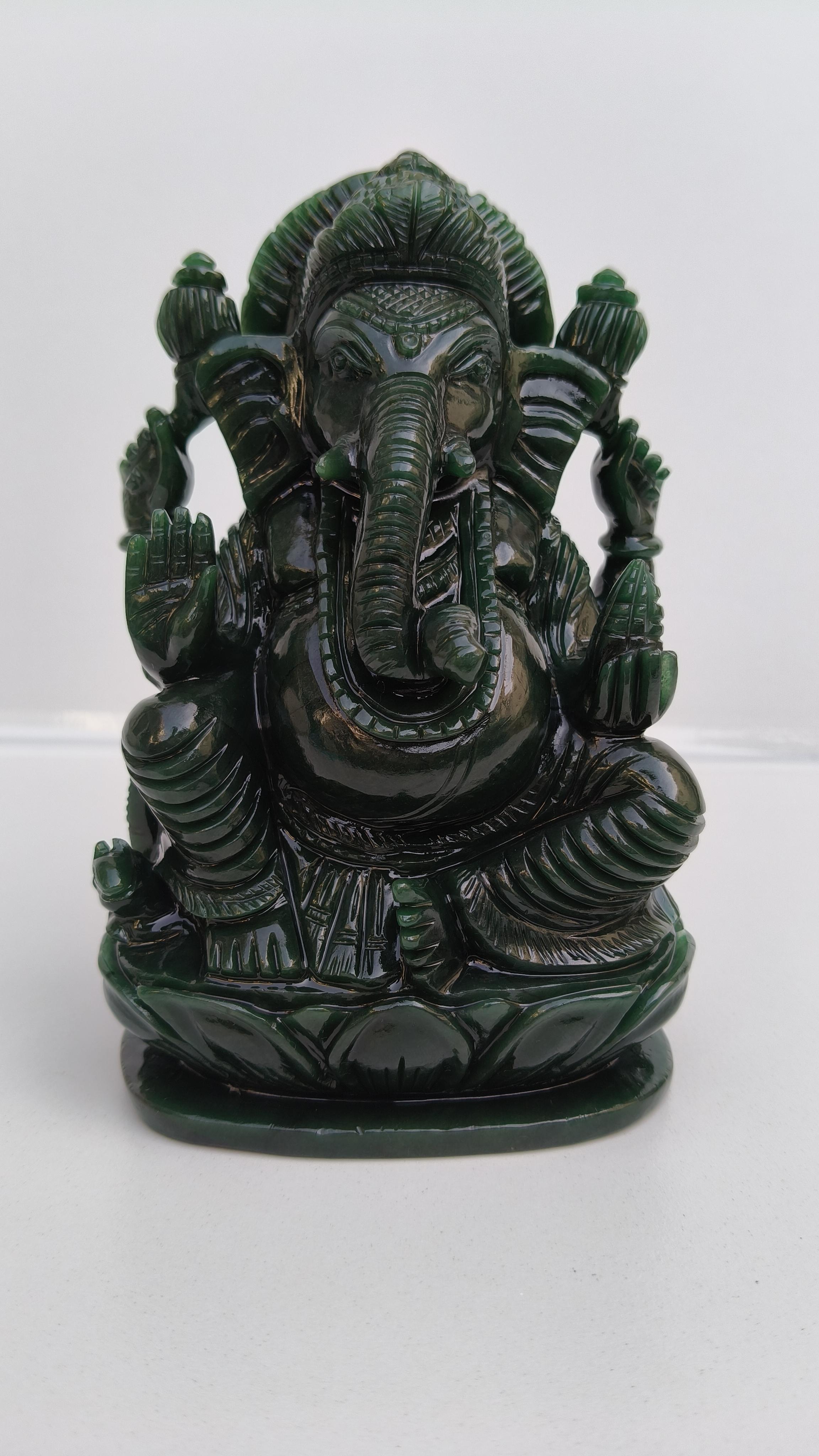 lord ganesha, ganesha statue,elephant deity, hand carving ganesha, handmade ganesha, carving ganesha, handcraved ganesha, jade gansha, crystal ganesha, elephant god,